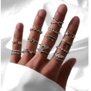 15pcs Rhinestone Detail Ring Silver